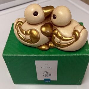 Thun collectors Gold and Cream Lovebird Figurine le papere